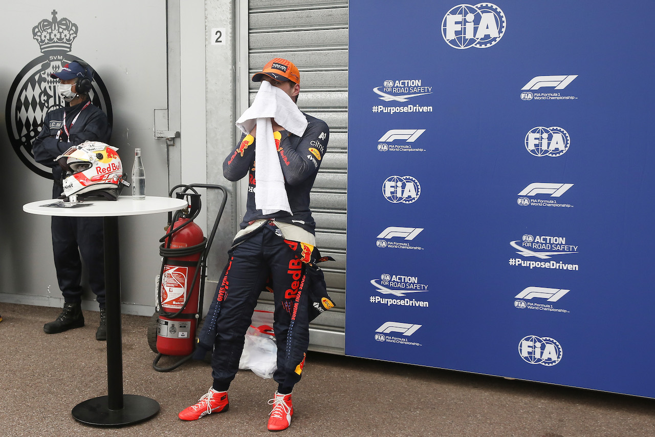 GP MONACO, Max Verstappen (NLD) Red Bull Racing in qualifying parc ferme.
22.05.2021. Formula 1 World Championship, Rd 5, Monaco Grand Prix, Monte Carlo, Monaco, Qualifiche Day.
- www.xpbimages.com, EMail: requests@xpbimages.com © Copyright: FIA Pool Image for Editorial Use Only