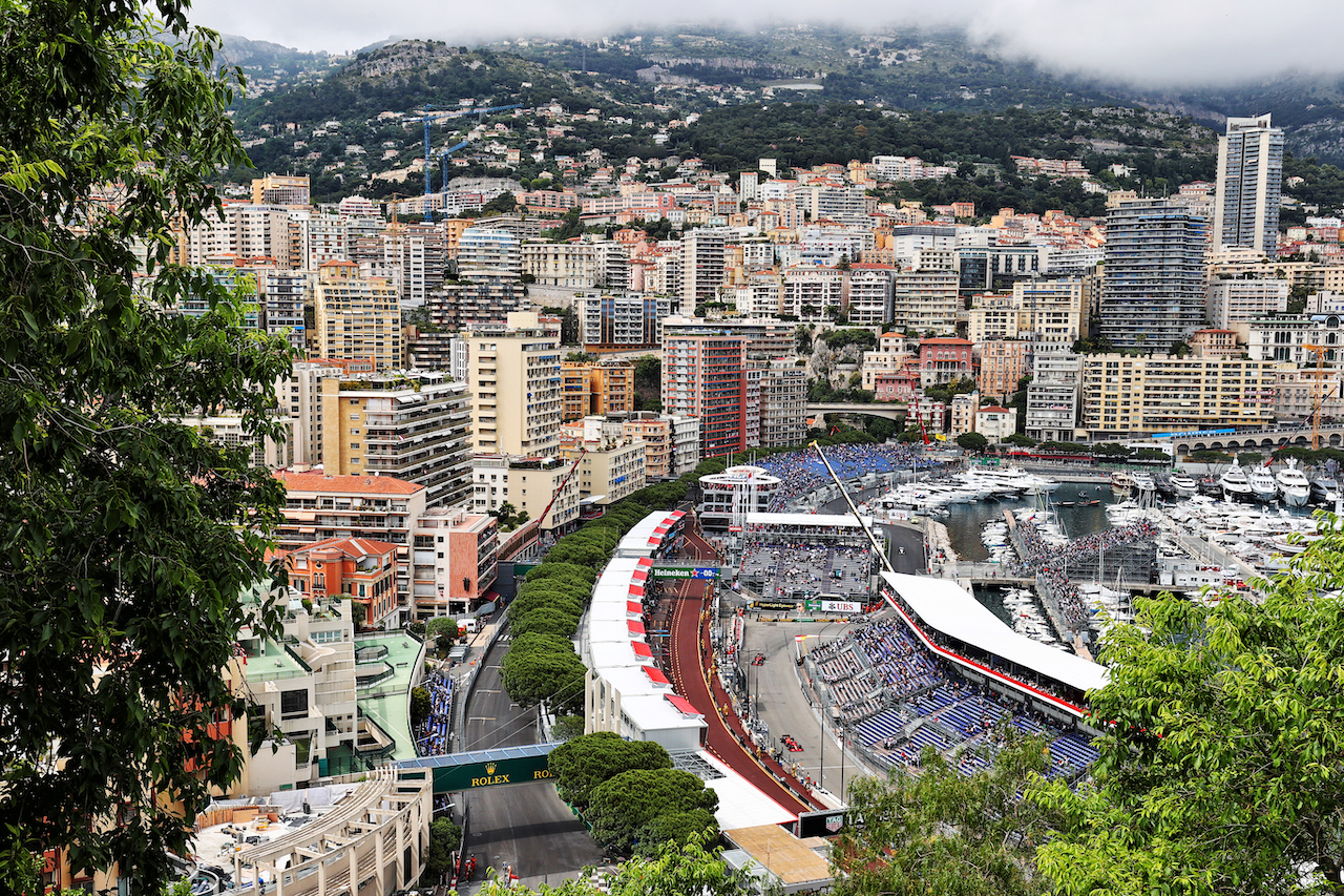 GP MONACO, Charles Leclerc (MON) Ferrari SF-21.
22.05.2021. Formula 1 World Championship, Rd 5, Monaco Grand Prix, Monte Carlo, Monaco, Qualifiche Day.
- www.xpbimages.com, EMail: requests@xpbimages.com © Copyright: Moy / XPB Images