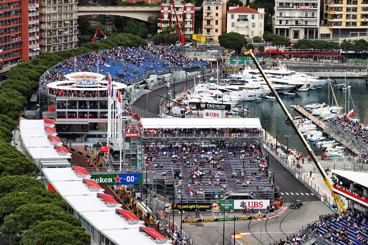 GP MONACO, Lewis Hamilton (GBR) Mercedes AMG F1 W12.
22.05.2021. Formula 1 World Championship, Rd 5, Monaco Grand Prix, Monte Carlo, Monaco, Qualifiche Day.
- www.xpbimages.com, EMail: requests@xpbimages.com © Copyright: Moy / XPB Images