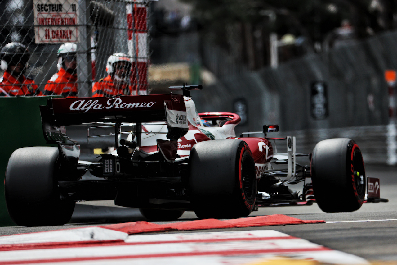 GP MONACO, Kimi Raikkonen (FIN) Alfa Romeo Racing C41.
22.05.2021. Formula 1 World Championship, Rd 5, Monaco Grand Prix, Monte Carlo, Monaco, Qualifiche Day.
- www.xpbimages.com, EMail: requests@xpbimages.com © Copyright: Batchelor / XPB Images