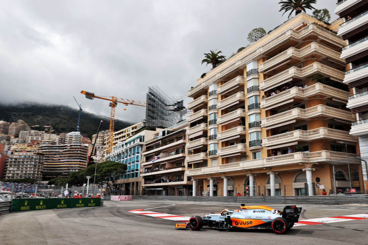 GP MONACO, Daniel Ricciardo (AUS) McLaren MCL35M.
22.05.2021. Formula 1 World Championship, Rd 5, Monaco Grand Prix, Monte Carlo, Monaco, Qualifiche Day.
- www.xpbimages.com, EMail: requests@xpbimages.com © Copyright: Batchelor / XPB Images