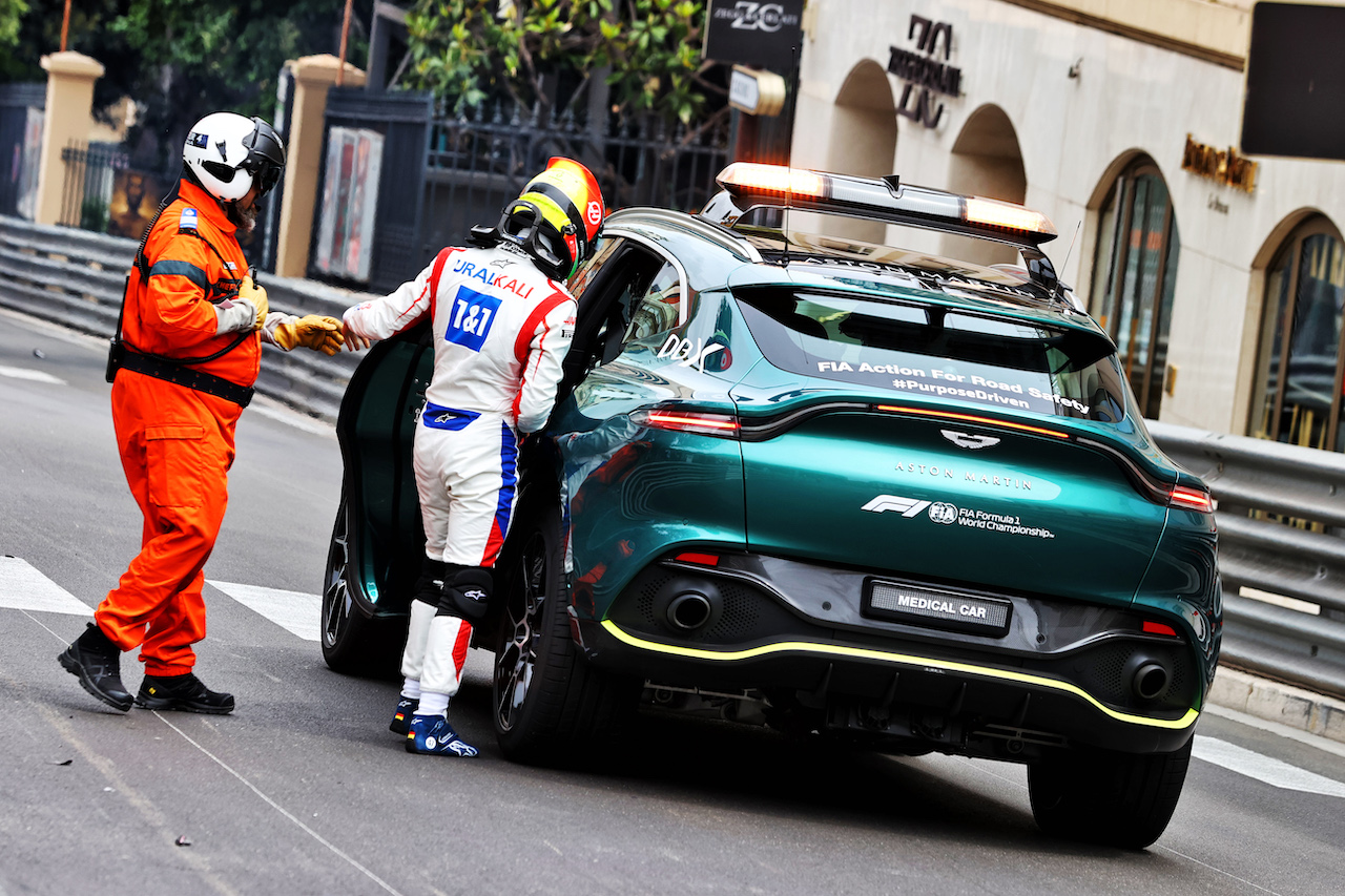 GP MONACO, Mick Schumacher (GER) Haas VF-21 crashed in the third practice session.
22.05.2021. Formula 1 World Championship, Rd 5, Monaco Grand Prix, Monte Carlo, Monaco, Qualifiche Day.
- www.xpbimages.com, EMail: requests@xpbimages.com © Copyright: Moy / XPB Images