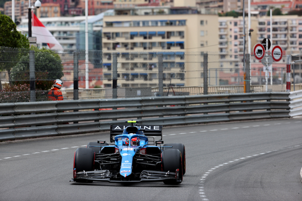 GP MONACO, Esteban Ocon (FRA) Alpine F1 Team A521.
22.05.2021. Formula 1 World Championship, Rd 5, Monaco Grand Prix, Monte Carlo, Monaco, Qualifiche Day.
- www.xpbimages.com, EMail: requests@xpbimages.com © Copyright: Batchelor / XPB Images