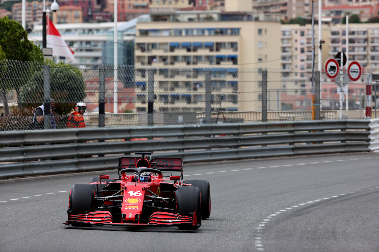 GP MONACO, Charles Leclerc (MON) Ferrari SF-21.
22.05.2021. Formula 1 World Championship, Rd 5, Monaco Grand Prix, Monte Carlo, Monaco, Qualifiche Day.
- www.xpbimages.com, EMail: requests@xpbimages.com © Copyright: Batchelor / XPB Images