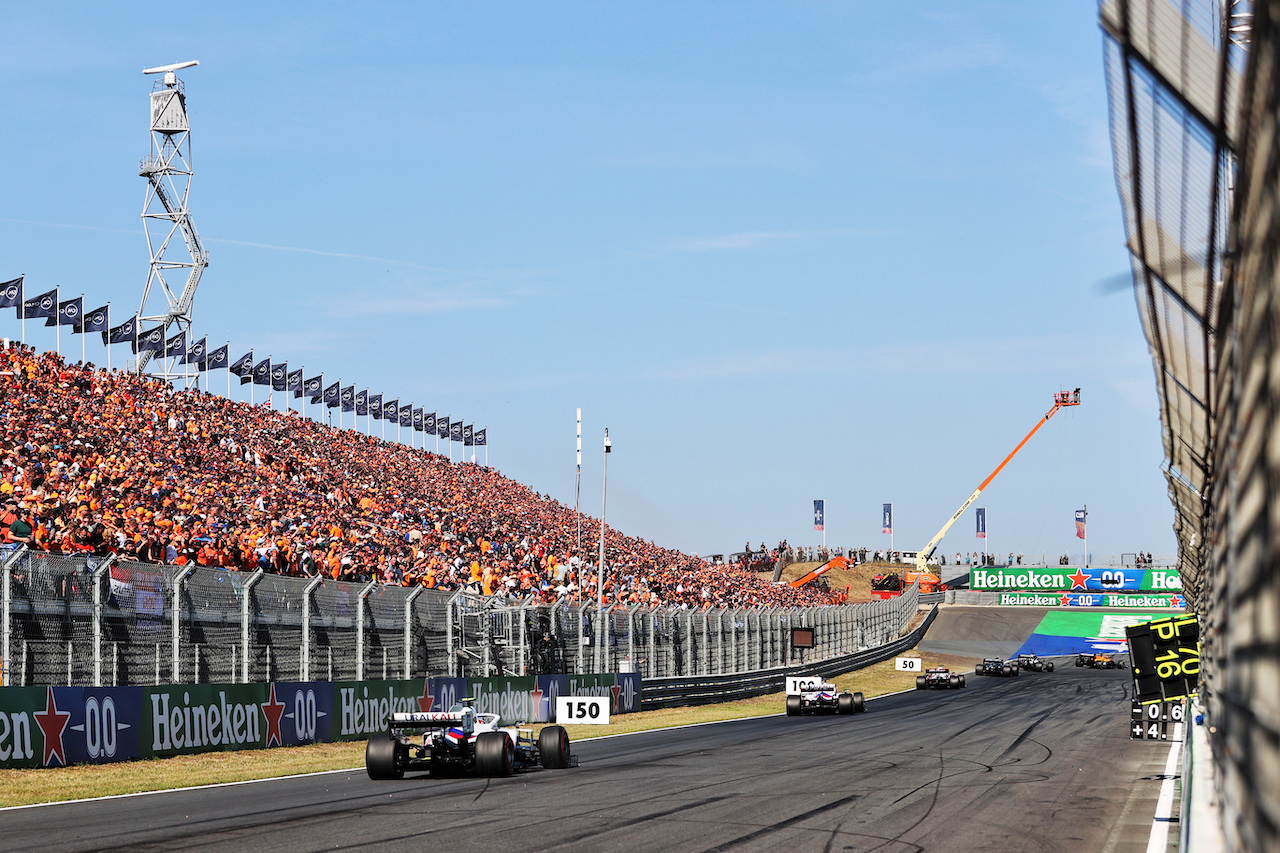 GP OLANDA, Mick Schumacher (GER) Haas VF-21.
05.09.2021. Formula 1 World Championship, Rd 13, Dutch Grand Prix, Zandvoort, Netherlands, Gara Day.
- www.xpbimages.com, EMail: requests@xpbimages.com © Copyright: Moy / XPB Images