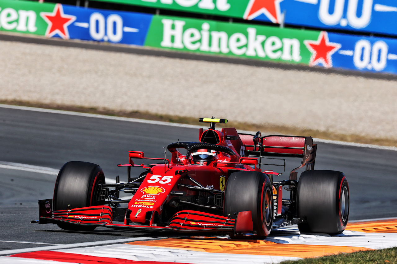 GP OLANDA, Carlos Sainz Jr (ESP) Ferrari SF-21.
05.09.2021. Formula 1 World Championship, Rd 13, Dutch Grand Prix, Zandvoort, Netherlands, Gara Day.
- www.xpbimages.com, EMail: requests@xpbimages.com © Copyright: Batchelor / XPB Images