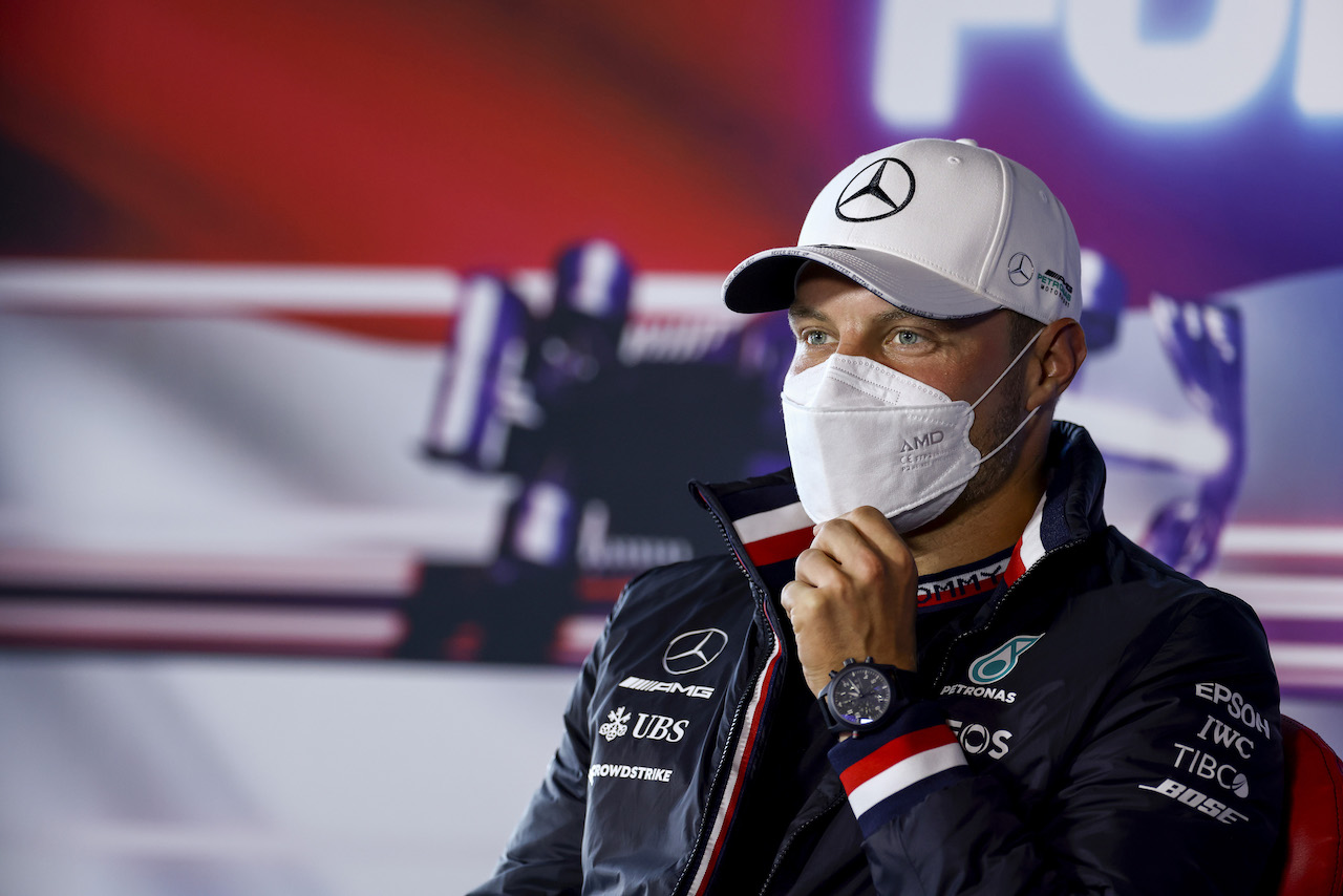 GP OLANDA, Valtteri Bottas (FIN) Mercedes AMG F1 in the FIA Press Conference.
02.09.2021. Formula 1 World Championship, Rd 13, Dutch Grand Prix, Zandvoort, Netherlands, Preparation Day.
- www.xpbimages.com, EMail: requests@xpbimages.com © Copyright: FIA Pool Image for Editorial Use Only