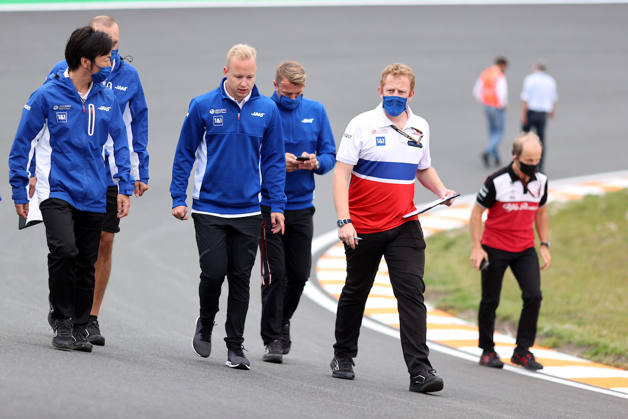GP OLANDA, Nikita Mazepin (RUS), Haas F1 Team 
02.09.2021. Formula 1 World Championship, Rd 13, Dutch Grand Prix, Zandvoort, Netherlands, Preparation Day.
- www.xpbimages.com, EMail: requests@xpbimages.com ¬© Copyright: Charniaux / XPB Images