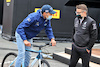 GP OLANDA, (L to R): George Russell (GBR) Williams Racing with Peter Bonnington (GBR) Mercedes AMG F1 Gara Engineer.
02.09.2021. Formula 1 World Championship, Rd 13, Dutch Grand Prix, Zandvoort, Netherlands, Preparation Day.
- www.xpbimages.com, EMail: requests@xpbimages.com © Copyright: Moy / XPB Images
