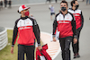 GP OLANDA, Antonio Giovinazzi (ITA) Alfa Romeo Racing walks the circuit with the team.
02.09.2021. Formula 1 World Championship, Rd 13, Dutch Grand Prix, Zandvoort, Netherlands, Preparation Day.
- www.xpbimages.com, EMail: requests@xpbimages.com © Copyright: Bearne / XPB Images