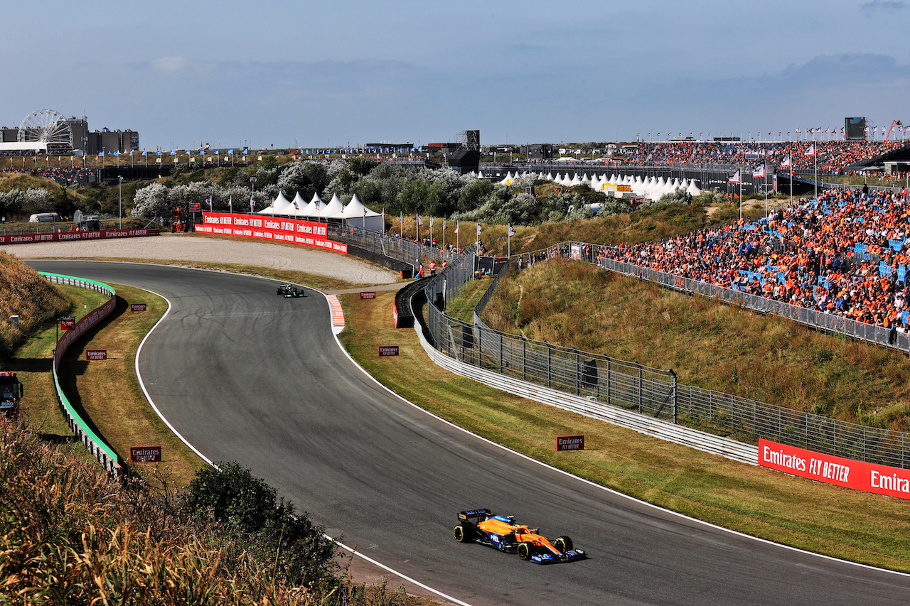 GP OLANDA, Lando Norris (GBR) McLaren MCL35M.
04.09.2021. Formula 1 World Championship, Rd 13, Dutch Grand Prix, Zandvoort, Netherlands, Qualifiche Day.
- www.xpbimages.com, EMail: requests@xpbimages.com © Copyright: Batchelor / XPB Images