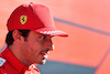 GP OLANDA, Carlos Sainz Jr (ESP) Ferrari with the media.
04.09.2021. Formula 1 World Championship, Rd 13, Dutch Grand Prix, Zandvoort, Netherlands, Qualifiche Day.
- www.xpbimages.com, EMail: requests@xpbimages.com © Copyright: Moy / XPB Images