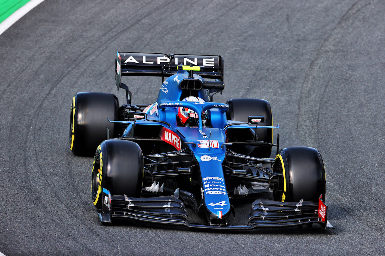 GP OLANDA, Esteban Ocon (FRA) Alpine F1 Team A521.
03.09.2021. Formula 1 World Championship, Rd 13, Dutch Grand Prix, Zandvoort, Netherlands, Practice Day.
- www.xpbimages.com, EMail: requests@xpbimages.com © Copyright: Batchelor / XPB Images