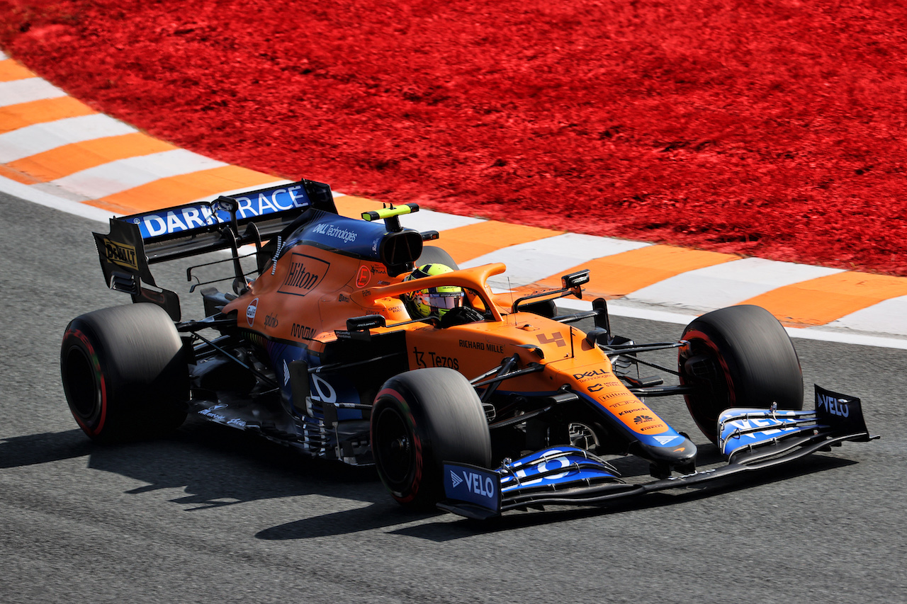 GP OLANDA, Lando Norris (GBR) McLaren MCL35M.
03.09.2021. Formula 1 World Championship, Rd 13, Dutch Grand Prix, Zandvoort, Netherlands, Practice Day.
- www.xpbimages.com, EMail: requests@xpbimages.com © Copyright: Batchelor / XPB Images