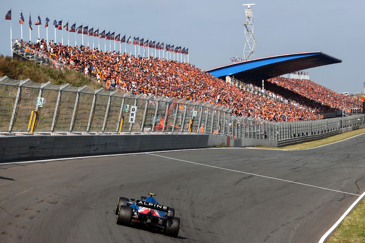 GP OLANDA, Esteban Ocon (FRA), Alpine F1 Team 
03.09.2021. Formula 1 World Championship, Rd 13, Dutch Grand Prix, Zandvoort, Netherlands, Practice Day.
- www.xpbimages.com, EMail: requests@xpbimages.com ¬© Copyright: Charniaux / XPB Images