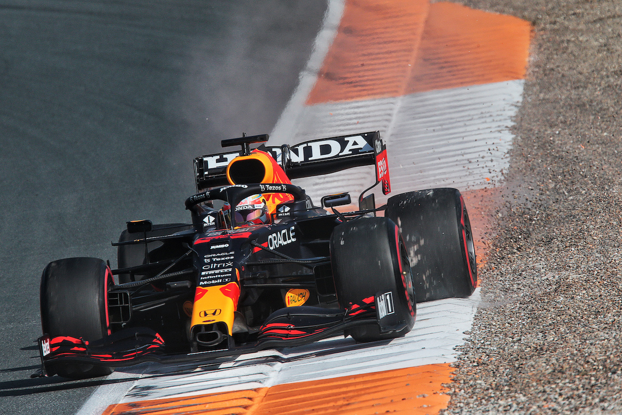 GP OLANDA, Max Verstappen (NLD) Red Bull Racing RB16B.
03.09.2021. Formula 1 World Championship, Rd 13, Dutch Grand Prix, Zandvoort, Netherlands, Practice Day.
- www.xpbimages.com, EMail: requests@xpbimages.com © Copyright: XPB Images