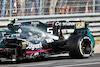 GP OLANDA, Sebastian Vettel (GER) tends to his Aston Martin F1 Team AMR21 with a fire extinguisher after he stopped in the first practice session.
03.09.2021. Formula 1 World Championship, Rd 13, Dutch Grand Prix, Zandvoort, Netherlands, Practice Day.
- www.xpbimages.com, EMail: requests@xpbimages.com © Copyright: Batchelor / XPB Images