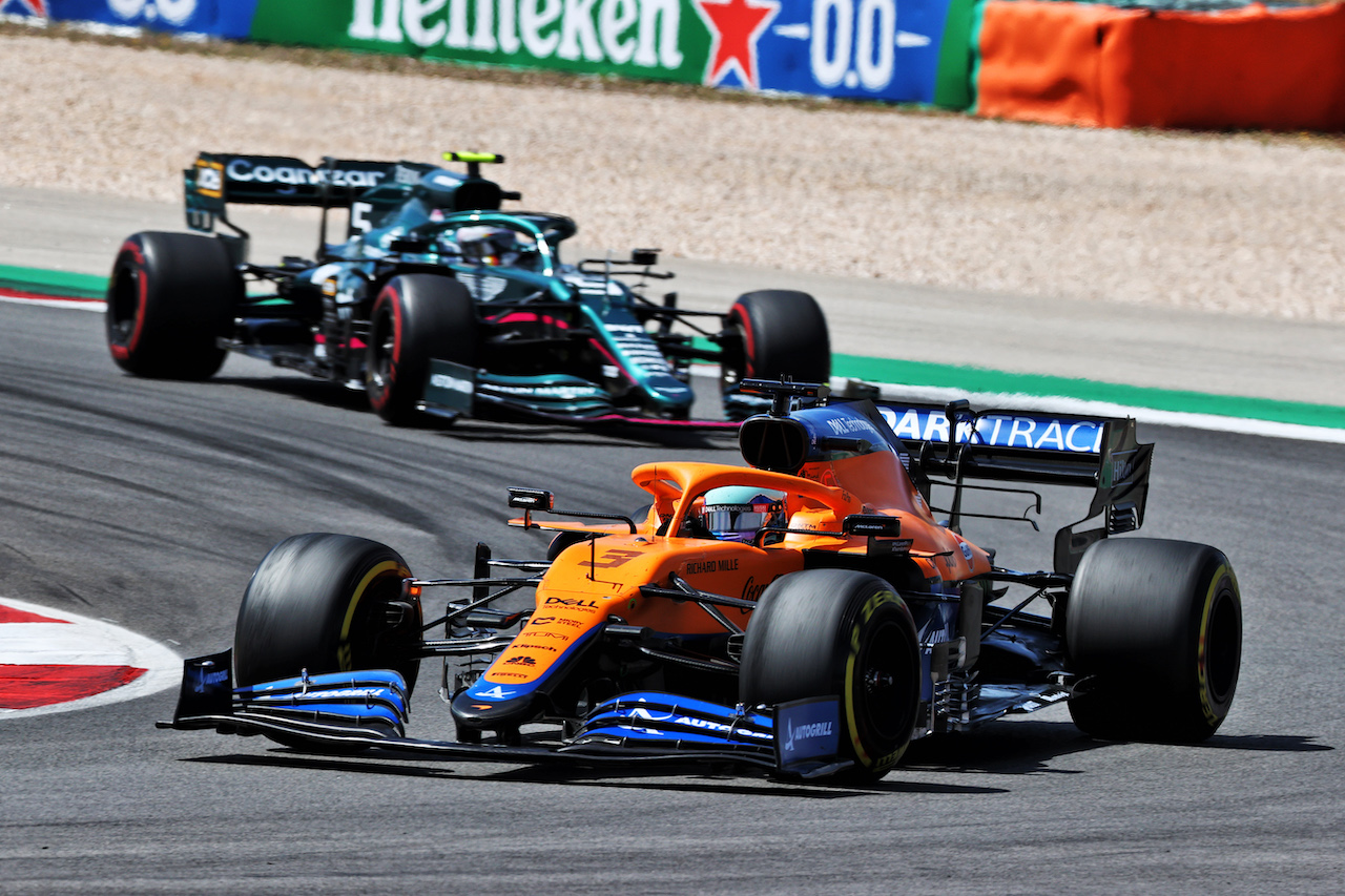 GP PORTOGALLO, Daniel Ricciardo (AUS) McLaren MCL35M.
02.05.2021. Formula 1 World Championship, Rd 3, Portuguese Grand Prix, Portimao, Portugal, Gara Day.
- www.xpbimages.com, EMail: requests@xpbimages.com © Copyright: Batchelor / XPB Images