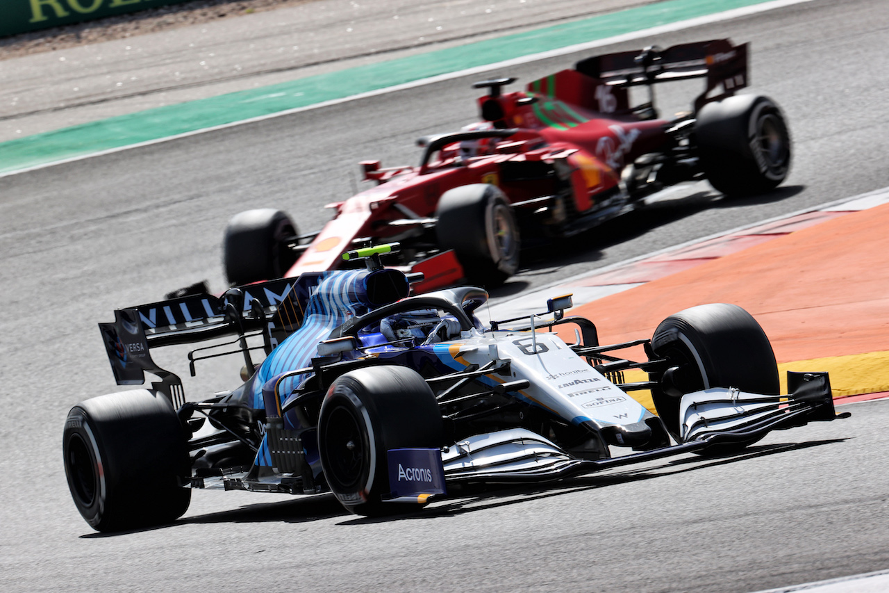 GP PORTOGALLO, Nicholas Latifi (CDN) Williams Racing FW43B.
02.05.2021. Formula 1 World Championship, Rd 3, Portuguese Grand Prix, Portimao, Portugal, Gara Day.
- www.xpbimages.com, EMail: requests@xpbimages.com © Copyright: Batchelor / XPB Images
