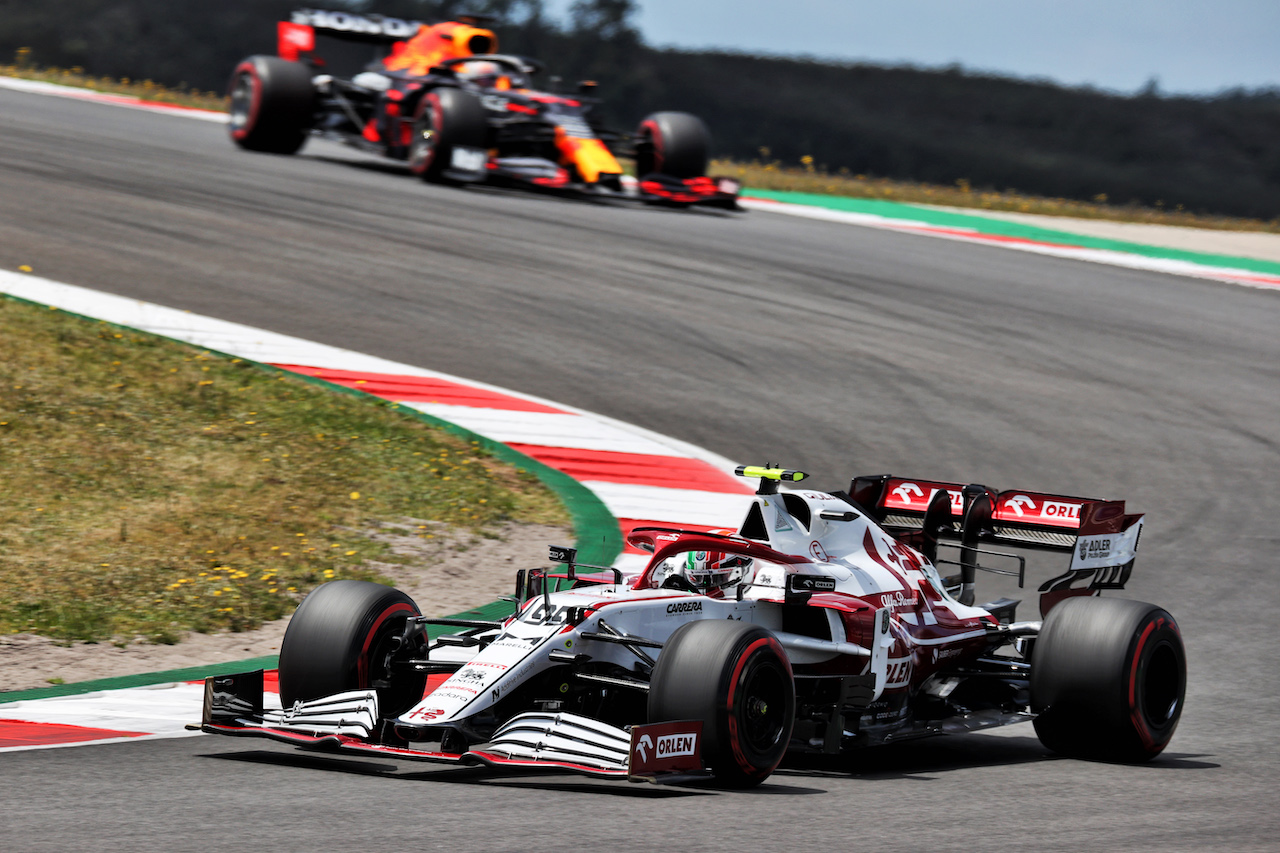 GP PORTOGALLO, Antonio Giovinazzi (ITA) Alfa Romeo Racing C41.
01.05.2021. Formula 1 World Championship, Rd 3, Portuguese Grand Prix, Portimao, Portugal, Qualifiche Day.
- www.xpbimages.com, EMail: requests@xpbimages.com © Copyright: Batchelor / XPB Images