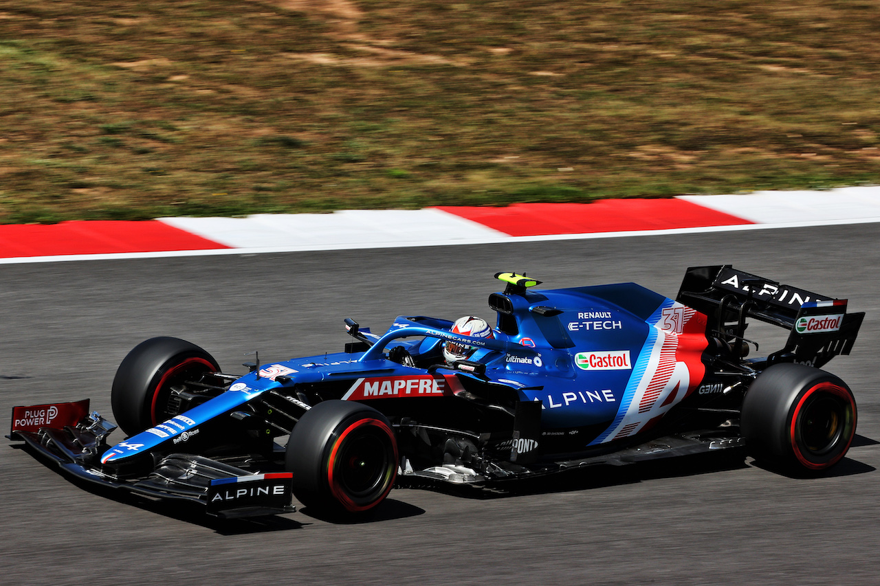 GP PORTOGALLO, Esteban Ocon (FRA) Alpine F1 Team A521.
01.05.2021. Formula 1 World Championship, Rd 3, Portuguese Grand Prix, Portimao, Portugal, Qualifiche Day.
- www.xpbimages.com, EMail: requests@xpbimages.com © Copyright: Batchelor / XPB Images