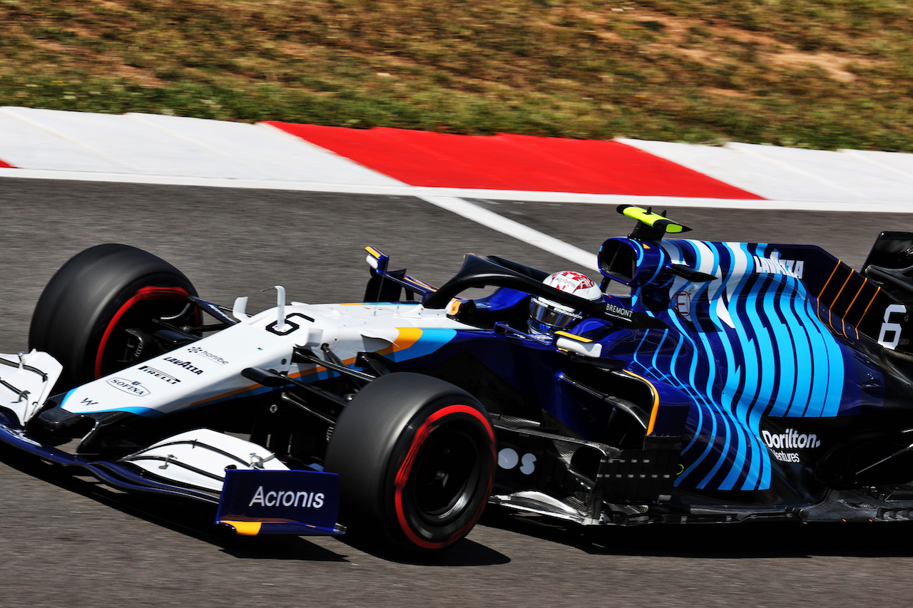 GP PORTOGALLO, Nicholas Latifi (CDN) Williams Racing FW43B.
01.05.2021. Formula 1 World Championship, Rd 3, Portuguese Grand Prix, Portimao, Portugal, Qualifiche Day.
- www.xpbimages.com, EMail: requests@xpbimages.com © Copyright: Batchelor / XPB Images