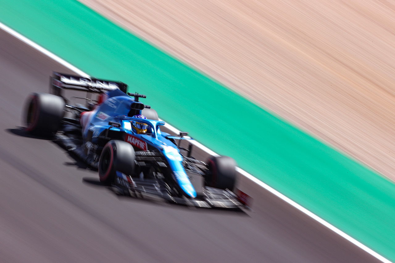GP PORTOGALLO, Fernando Alonso (ESP) Alpine F1 Team A521.
01.05.2021. Formula 1 World Championship, Rd 3, Portuguese Grand Prix, Portimao, Portugal, Qualifiche Day.
- www.xpbimages.com, EMail: requests@xpbimages.com © Copyright: Charniaux / XPB Images