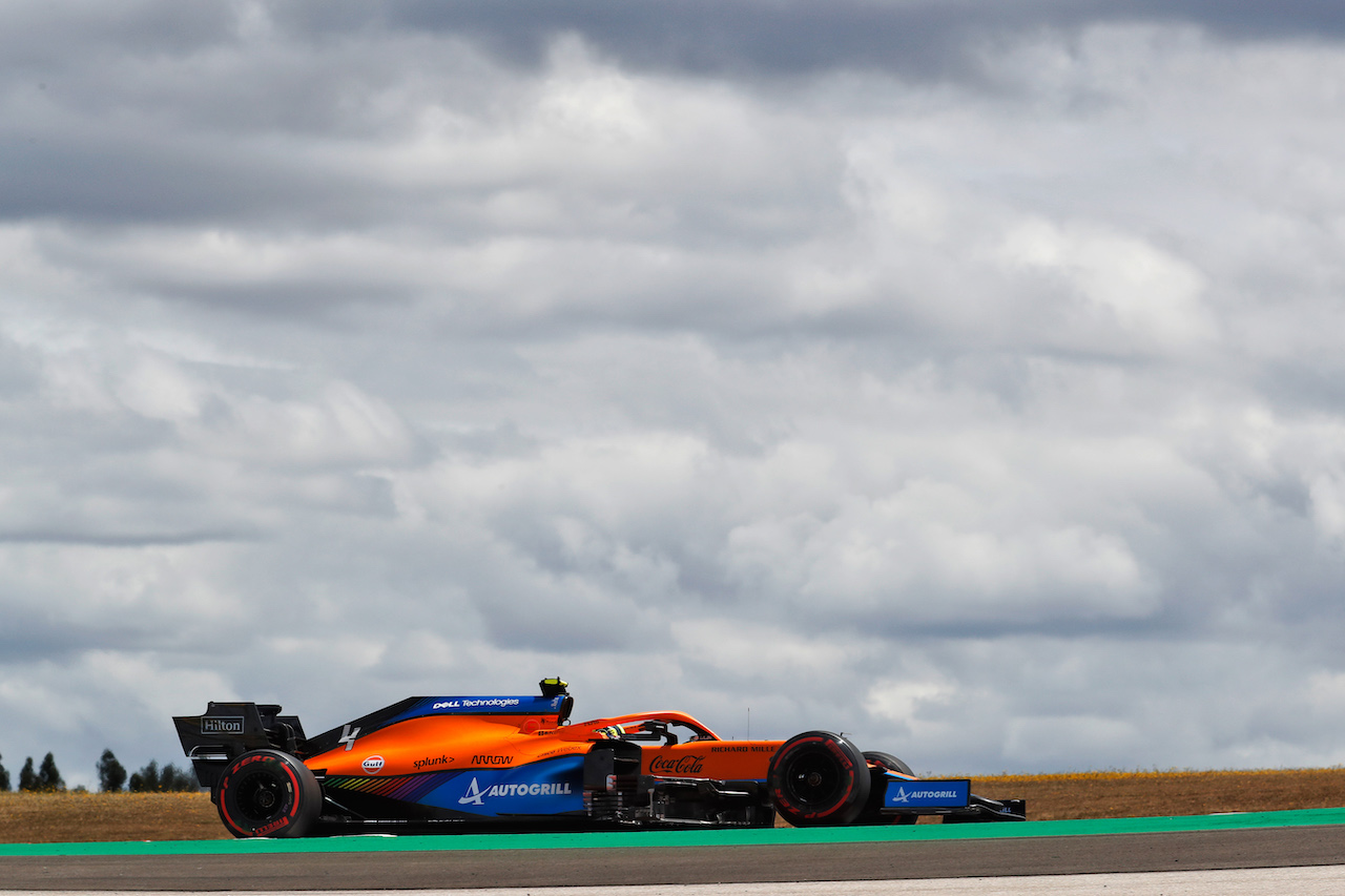 GP PORTOGALLO, Lando Norris (GBR) McLaren MCL35M.
01.05.2021. Formula 1 World Championship, Rd 3, Portuguese Grand Prix, Portimao, Portugal, Qualifiche Day.
 - www.xpbimages.com, EMail: requests@xpbimages.com © Copyright: Staley / XPB Images