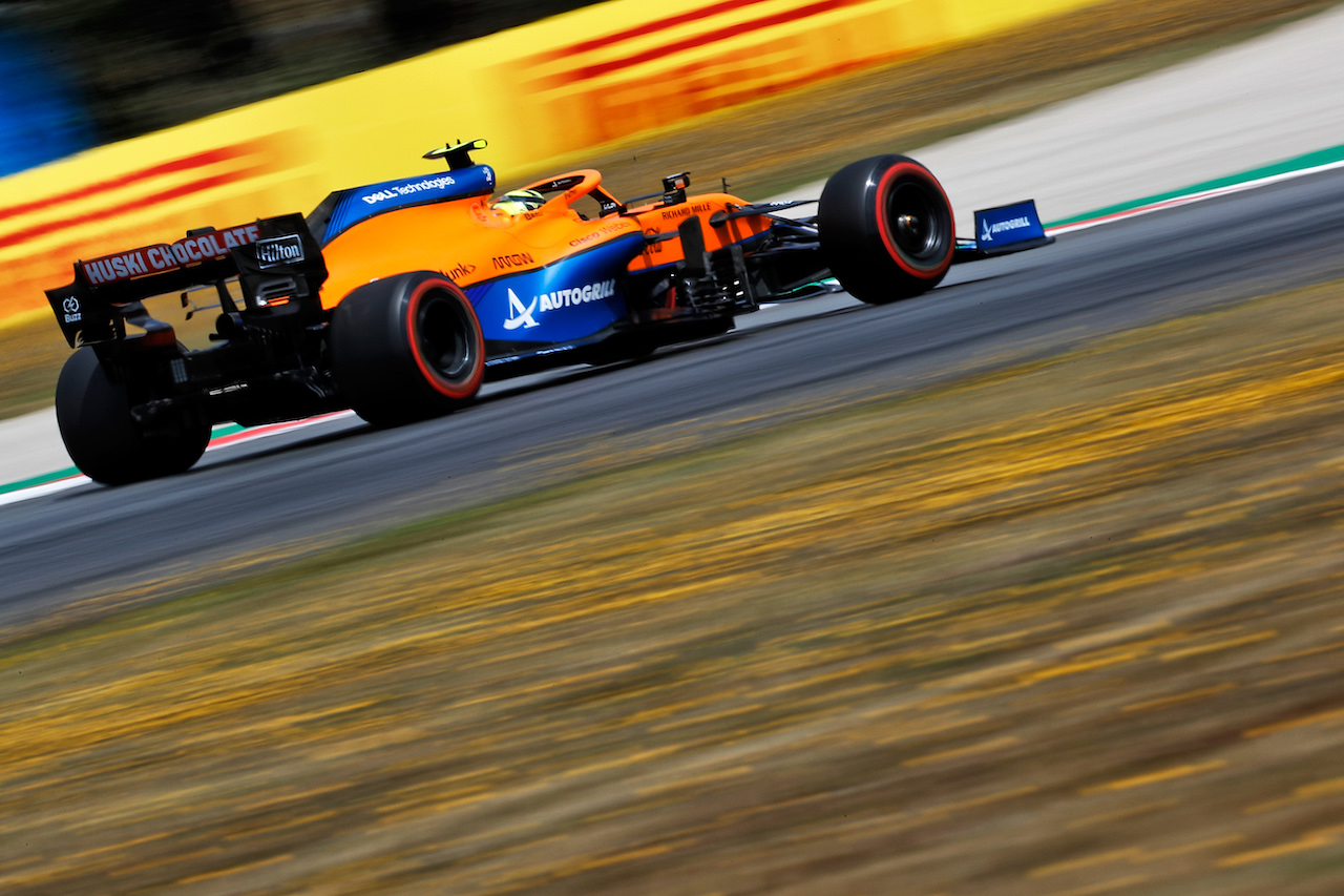 GP PORTOGALLO, Lando Norris (GBR) McLaren MCL35M.
01.05.2021. Formula 1 World Championship, Rd 3, Portuguese Grand Prix, Portimao, Portugal, Qualifiche Day.
 - www.xpbimages.com, EMail: requests@xpbimages.com © Copyright: Staley / XPB Images