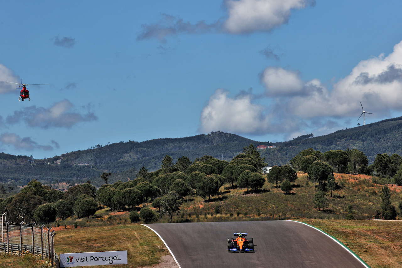 GP PORTOGALLO, Lando Norris (GBR) McLaren MCL35M.
30.04.2021. Formula 1 World Championship, Rd 3, Portuguese Grand Prix, Portimao, Portugal, Practice Day.
- www.xpbimages.com, EMail: requests@xpbimages.com © Copyright: Batchelor / XPB Images
