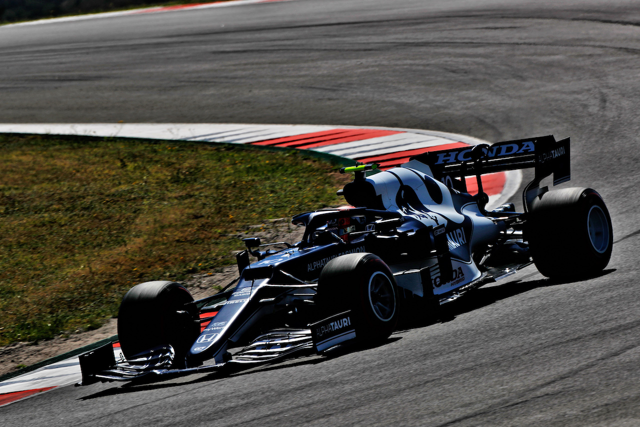 GP PORTOGALLO, Pierre Gasly (FRA) AlphaTauri AT02.
30.04.2021. Formula 1 World Championship, Rd 3, Portuguese Grand Prix, Portimao, Portugal, Practice Day.
 - www.xpbimages.com, EMail: requests@xpbimages.com © Copyright: Staley / XPB Images