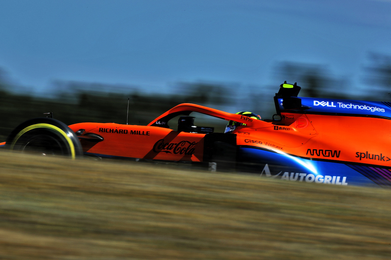 GP PORTOGALLO, Lando Norris (GBR) McLaren MCL35M.
30.04.2021. Formula 1 World Championship, Rd 3, Portuguese Grand Prix, Portimao, Portugal, Practice Day.
 - www.xpbimages.com, EMail: requests@xpbimages.com © Copyright: Staley / XPB Images
