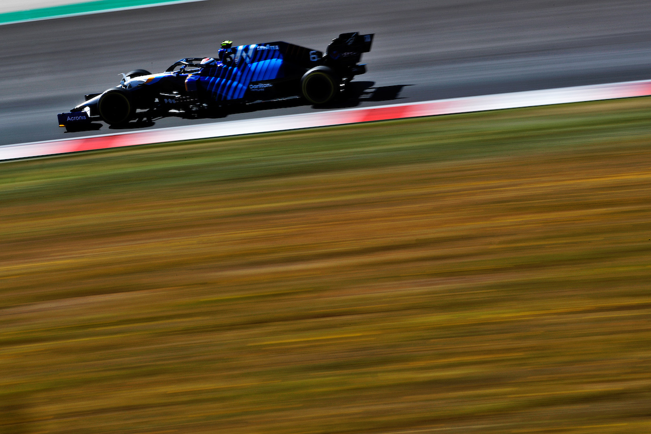 GP PORTOGALLO, Nicholas Latifi (CDN) Williams Racing FW43B.
30.04.2021. Formula 1 World Championship, Rd 3, Portuguese Grand Prix, Portimao, Portugal, Practice Day.
 - www.xpbimages.com, EMail: requests@xpbimages.com © Copyright: Staley / XPB Images