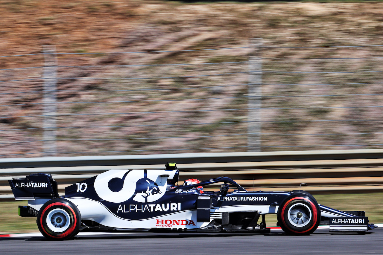 GP PORTOGALLO, Pierre Gasly (FRA) AlphaTauri AT02.
30.04.2021. Formula 1 World Championship, Rd 3, Portuguese Grand Prix, Portimao, Portugal, Practice Day.
- www.xpbimages.com, EMail: requests@xpbimages.com © Copyright: Batchelor / XPB Images