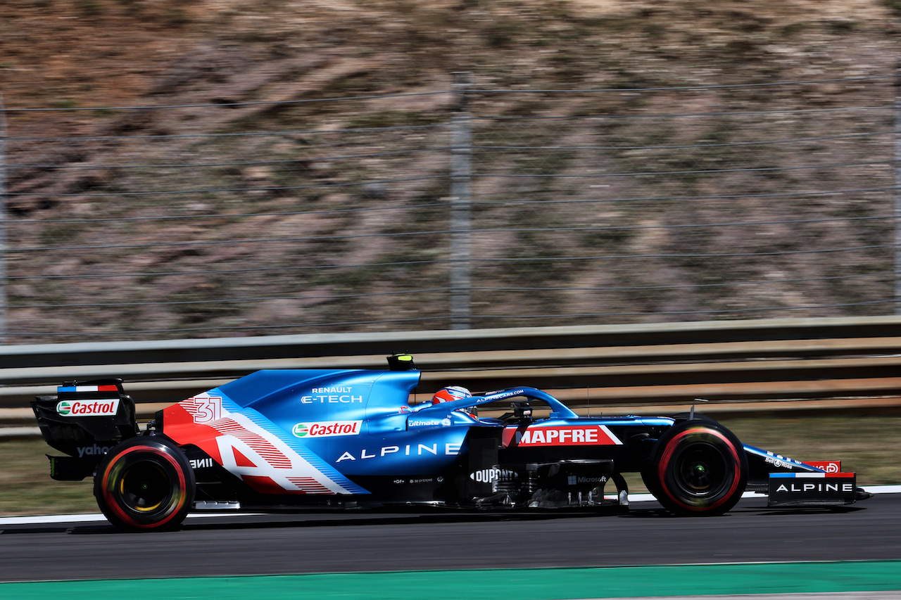 GP PORTOGALLO, Esteban Ocon (FRA) Alpine F1 Team A521.
30.04.2021. Formula 1 World Championship, Rd 3, Portuguese Grand Prix, Portimao, Portugal, Practice Day.
- www.xpbimages.com, EMail: requests@xpbimages.com © Copyright: Batchelor / XPB Images