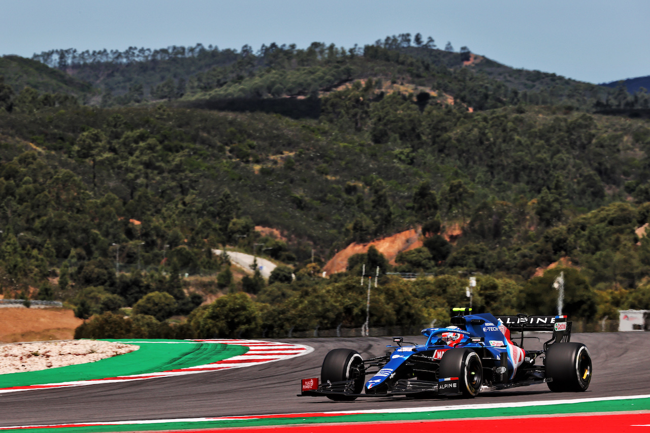 GP PORTOGALLO, Esteban Ocon (FRA) Alpine F1 Team A521.
30.04.2021. Formula 1 World Championship, Rd 3, Portuguese Grand Prix, Portimao, Portugal, Practice Day.
- www.xpbimages.com, EMail: requests@xpbimages.com © Copyright: Batchelor / XPB Images