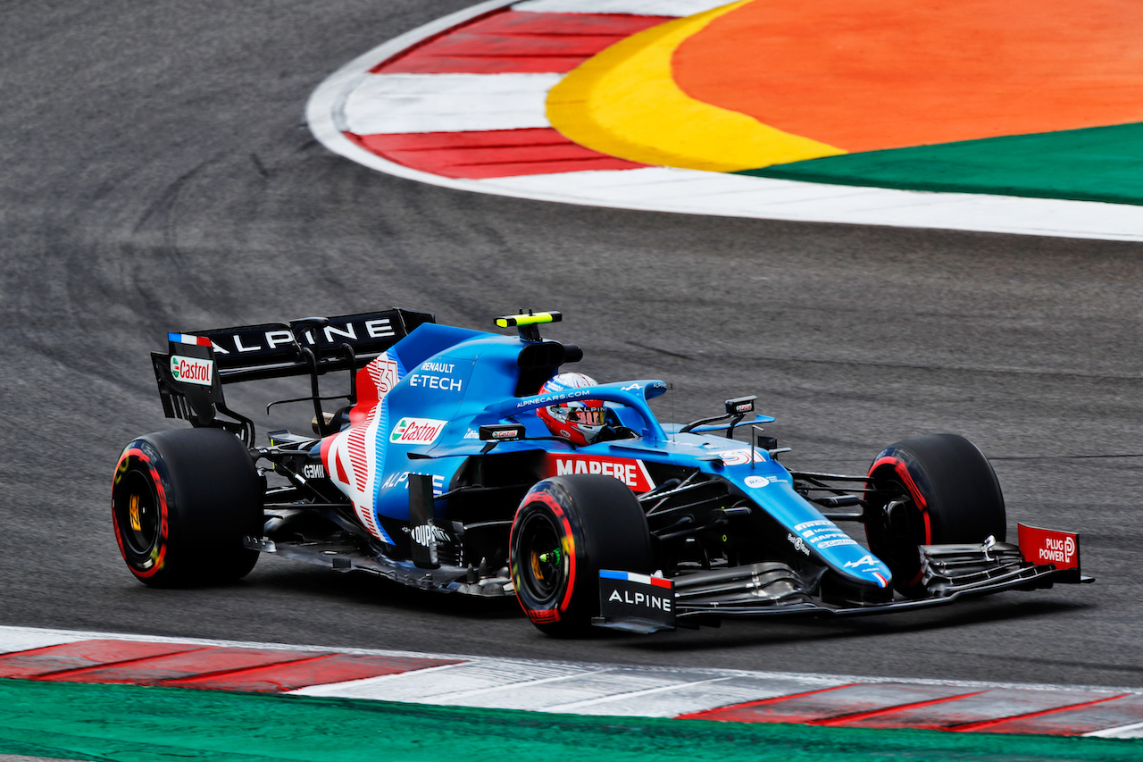 GP PORTOGALLO, Esteban Ocon (FRA) Alpine F1 Team A521.
30.04.2021. Formula 1 World Championship, Rd 3, Portuguese Grand Prix, Portimao, Portugal, Practice Day.
 - www.xpbimages.com, EMail: requests@xpbimages.com © Copyright: Staley / XPB Images