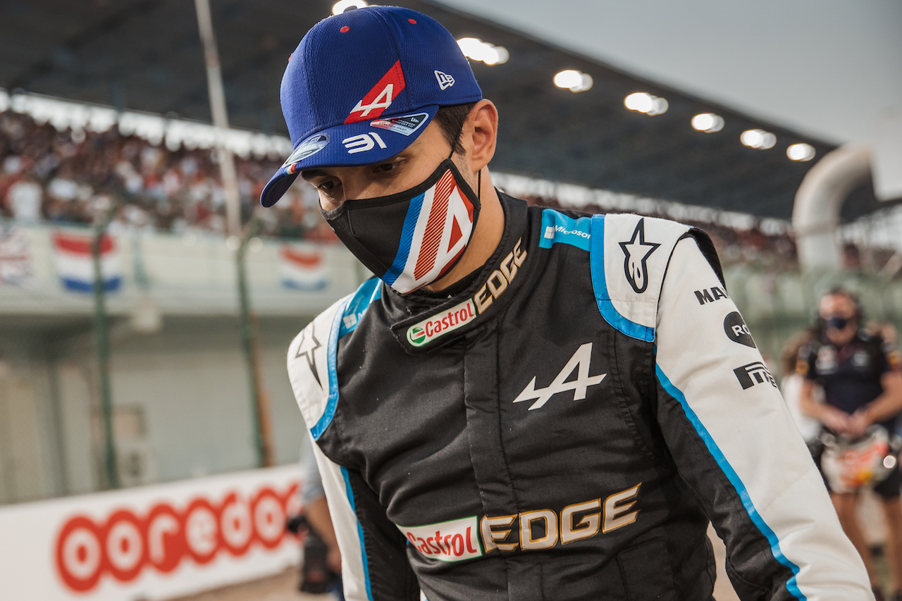 GP QATAR, Esteban Ocon (FRA) Alpine F1 Team on the grid.
21.11.2021. Formula 1 World Championship, Rd 20, Qatar Grand Prix, Doha, Qatar, Gara Day.
- www.xpbimages.com, EMail: requests@xpbimages.com © Copyright: Batchelor / XPB Images