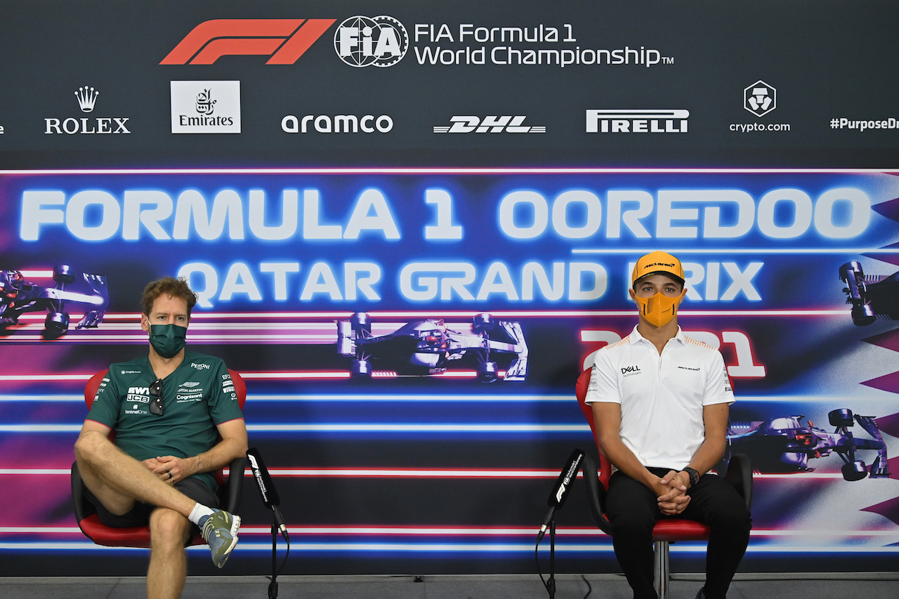 GP QATAR, (L to R): Sebastian Vettel (GER) Aston Martin F1 Team e Lando Norris (GBR) McLaren in the FIA Press Conference.
18.11.2021. Formula 1 World Championship, Rd 20, Qatar Grand Prix, Doha, Qatar, Preparation Day.
- www.xpbimages.com, EMail: requests@xpbimages.com © Copyright: FIA Pool Image for Editorial Use Only