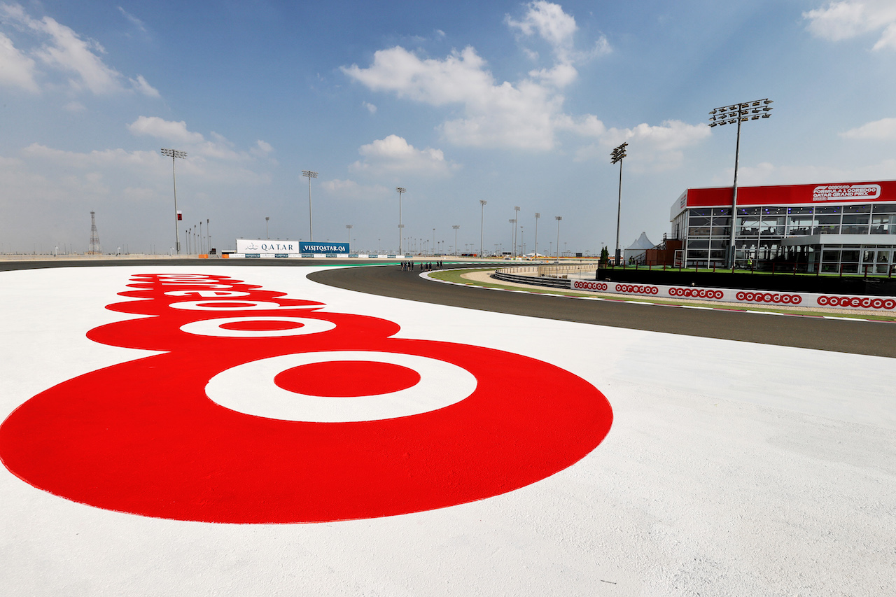 GP QATAR, Circuit Atmosfera.
18.11.2021. Formula 1 World Championship, Rd 20, Qatar Grand Prix, Doha, Qatar, Preparation Day.
- www.xpbimages.com, EMail: requests@xpbimages.com © Copyright: Moy / XPB Images