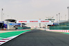 GP QATAR, Circuit Atmosfera - Start / finish straight exit turn 16.
18.11.2021. Formula 1 World Championship, Rd 20, Qatar Grand Prix, Doha, Qatar, Preparation Day.
- www.xpbimages.com, EMail: requests@xpbimages.com © Copyright: Batchelor / XPB Images
