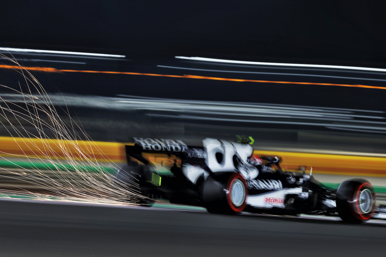 GP QATAR, Pierre Gasly (FRA) AlphaTauri AT02.
20.11.2021. Formula 1 World Championship, Rd 20, Qatar Grand Prix, Doha, Qatar, Qualifiche Day.
- www.xpbimages.com, EMail: requests@xpbimages.com © Copyright: Moy / XPB Images