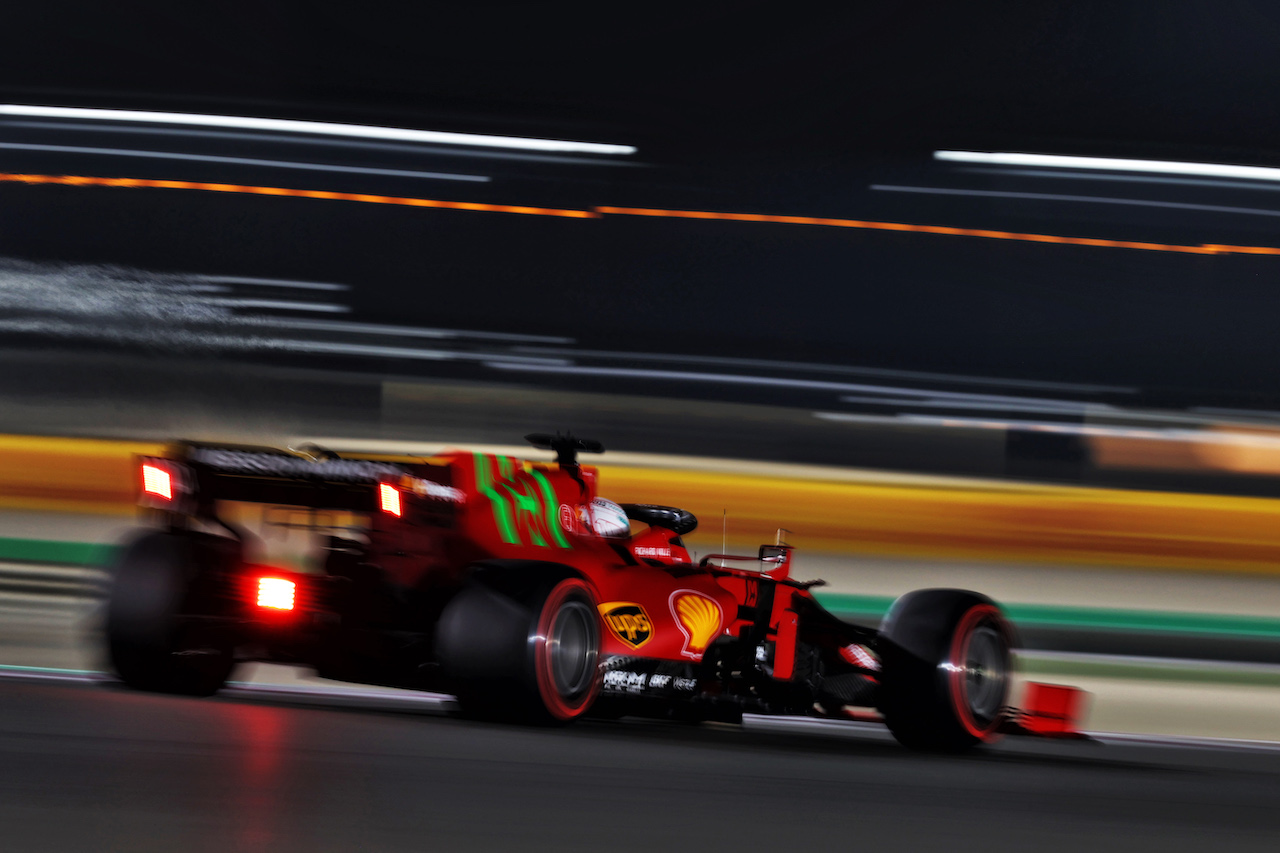 GP QATAR, Charles Leclerc (MON) Ferrari SF-21.
20.11.2021. Formula 1 World Championship, Rd 20, Qatar Grand Prix, Doha, Qatar, Qualifiche Day.
- www.xpbimages.com, EMail: requests@xpbimages.com © Copyright: Moy / XPB Images