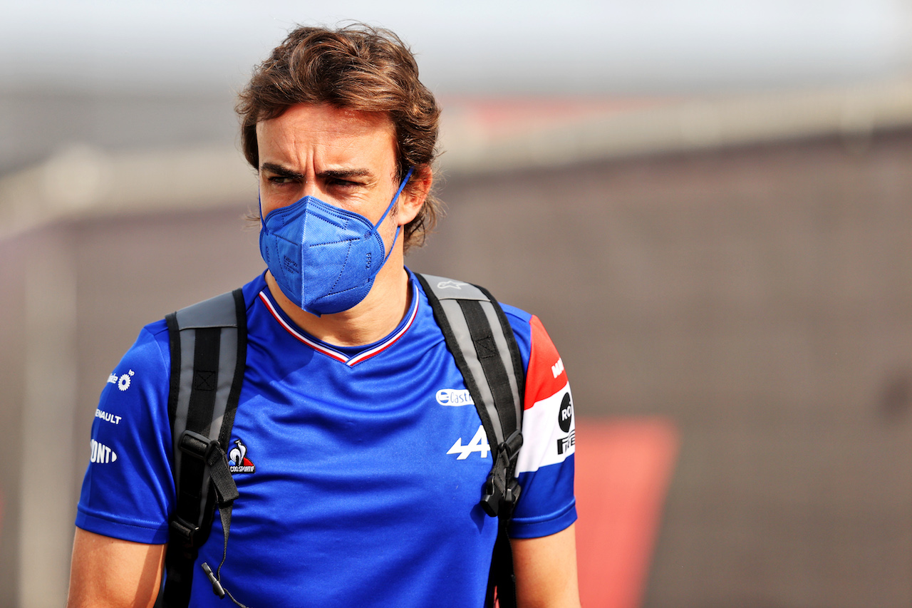 GP QATAR, Fernando Alonso (ESP) Alpine F1 Team.
20.11.2021. Formula 1 World Championship, Rd 20, Qatar Grand Prix, Doha, Qatar, Qualifiche Day.
- www.xpbimages.com, EMail: requests@xpbimages.com © Copyright: Moy / XPB Images