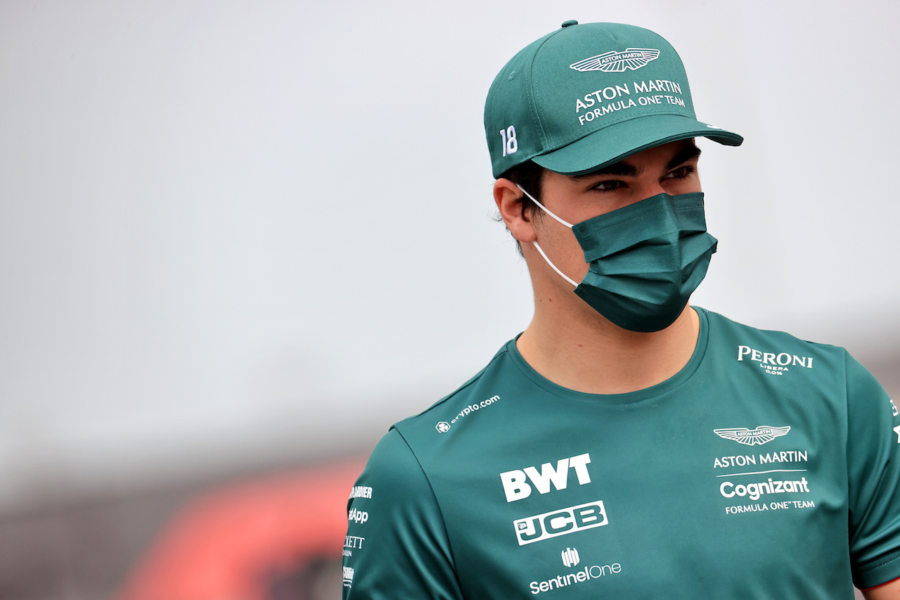 GP QATAR, Lance Stroll (CDN) Aston Martin F1 Team.
20.11.2021. Formula 1 World Championship, Rd 20, Qatar Grand Prix, Doha, Qatar, Qualifiche Day.
- www.xpbimages.com, EMail: requests@xpbimages.com © Copyright: Batchelor / XPB Images