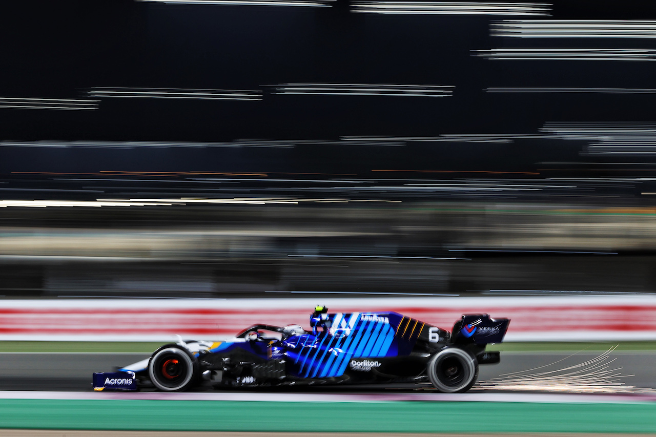 GP QATAR, Nicholas Latifi (CDN) Williams Racing FW43B.
19.11.2021 Formula 1 World Championship, Rd 20, Qatar Grand Prix, Doha, Qatar, Practice Day.
- www.xpbimages.com, EMail: requests@xpbimages.com © Copyright: Moy / XPB Images