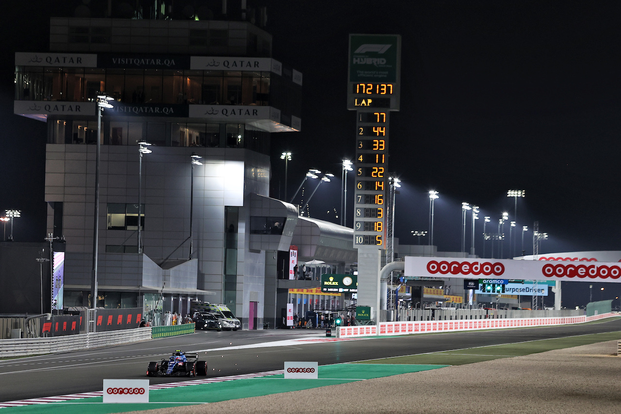 GP QATAR, Esteban Ocon (FRA) Alpine F1 Team A521.
19.11.2021 Formula 1 World Championship, Rd 20, Qatar Grand Prix, Doha, Qatar, Practice Day.
- www.xpbimages.com, EMail: requests@xpbimages.com © Copyright: Moy / XPB Images
