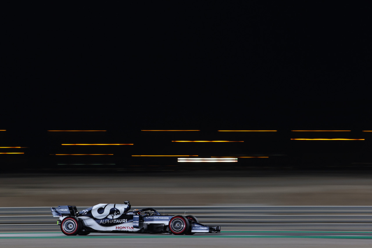 GP QATAR, Yuki Tsunoda (JPN) AlphaTauri AT02.
19.11.2021 Formula 1 World Championship, Rd 20, Qatar Grand Prix, Doha, Qatar, Practice Day.
- www.xpbimages.com, EMail: requests@xpbimages.com © Copyright: Charniaux / XPB Images