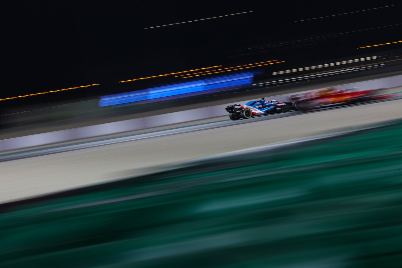 GP QATAR, Fernando Alonso (ESP) Alpine F1 Team A521.
19.11.2021 Formula 1 World Championship, Rd 20, Qatar Grand Prix, Doha, Qatar, Practice Day.
- www.xpbimages.com, EMail: requests@xpbimages.com © Copyright: Charniaux / XPB Images