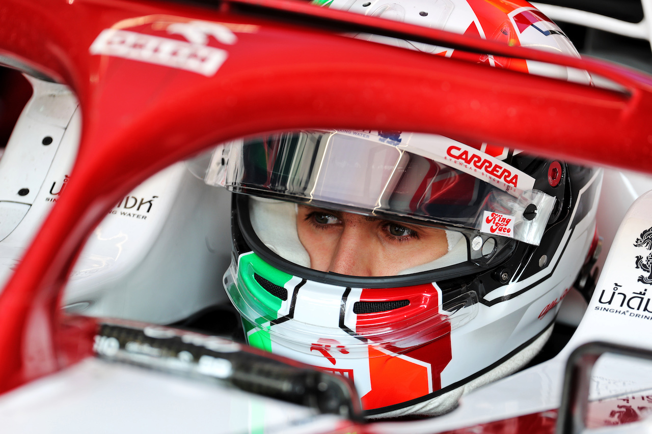 GP QATAR, Antonio Giovinazzi (ITA) Alfa Romeo Racing C41.
19.11.2021 Formula 1 World Championship, Rd 20, Qatar Grand Prix, Doha, Qatar, Practice Day.
- www.xpbimages.com, EMail: requests@xpbimages.com © Copyright: Batchelor / XPB Images